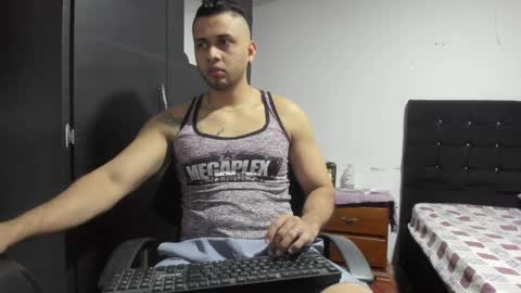 ryan_xc1 online show from 03-30-26, 12:44