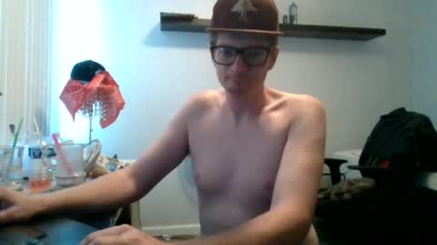 Snapshot of ryananderson1503 chatting on 08-08-26, 06:54 BigLankyStud online show from 08-08-26, 06:54