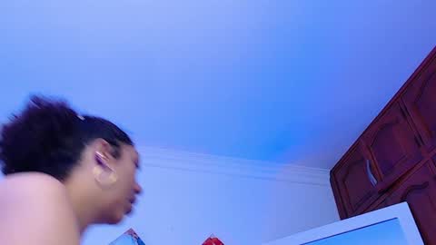 Snapshot of ryanastone_ chatting on 02-07-25, 01:22 Hanna online show from 02-07-25, 01:22