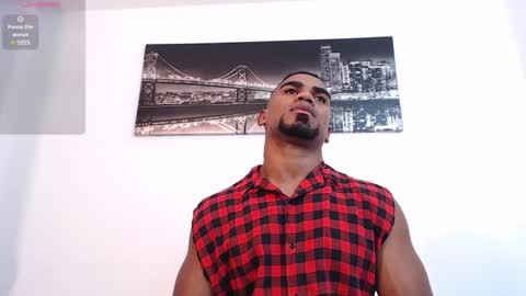 Instagram  Ryandwrn online show from 10-15-25, 05:51