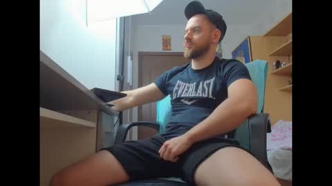 Ryanstone  online show from 11-12-25, 05:41