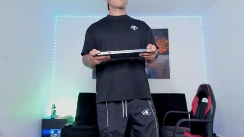 Snapshot of ryanwhite3 chatting on 02-03-26, 02:53 ryanwhite3 online show from 02-03-26, 02:53