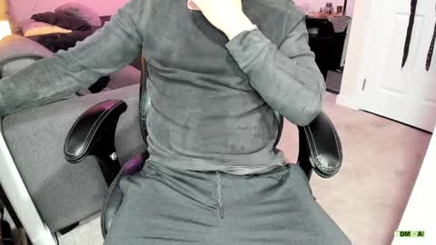 Snapshot of ryatlas chatting on 02-17-25, 08:41 ryatlas online show from 02-17-25, 08:41