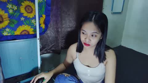 Snapshot of rylee_beau chatting on 01-04-25, 09:20 Beau Angel online show from 01-04-25, 09:20
