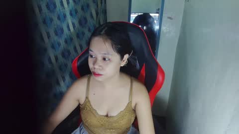 Snapshot of rylee_beau chatting on 01-14-25, 08:04 Beau Angel online show from 01-14-25, 08:04