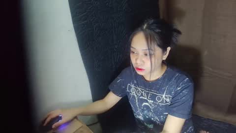 Snapshot of rylee_beau chatting on 02-28-25, 05:15 Beau Angel online show from 02-28-25, 05:15