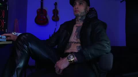 leopmonk help me reach 100 thumbs up online show from 04-24-26, 01:41