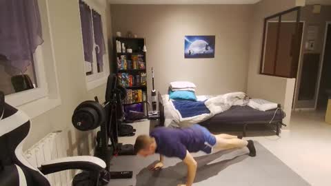 Snapshot of ryukukamifr chatting on 02-03-26, 06:13 Ryuk FR online show from 02-03-26, 06:13