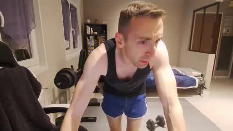 Snapshot of ryukukamifr chatting on 02-27-26, 08:20 Ryuk FR online show from 02-27-26, 08:20