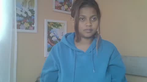 Snapshot of rywanna chatting on 07-07-26, 07:23 rywanna online show from 07-07-26, 07:23