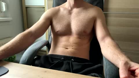 Snapshot of rza09777 chatting on 11-15-25, 12:45 RZA09 online show from 11-15-25, 12:45