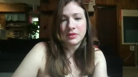 Snapshot of s496925 chatting on 10-06-25, 01:52 s496925 online show from 10-06-25, 01:52
