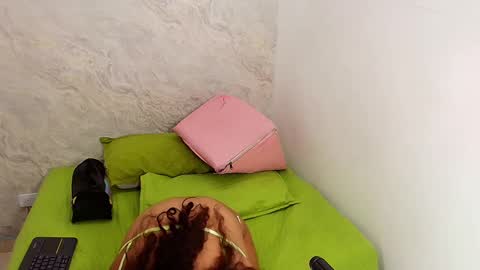 s_sofia_ online show from 02-20-25, 07:19