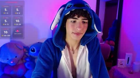 Santi  online show from 09-26-25, 01:53