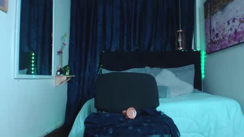 Snapshot of sabaha_ chatting on 12-21-24, 04:09 S A B A H A online show from 12-21-24, 04:09