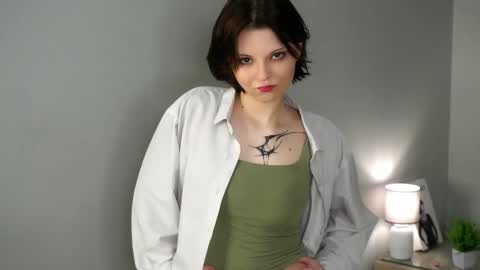 Snapshot of sabinekansky chatting on 12-17-25, 08:26 sabinekansky online show from 12-17-25, 08:26