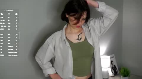 Snapshot of sabinekansky chatting on 12-19-25, 09:55 sabinekansky online show from 12-19-25, 09:55