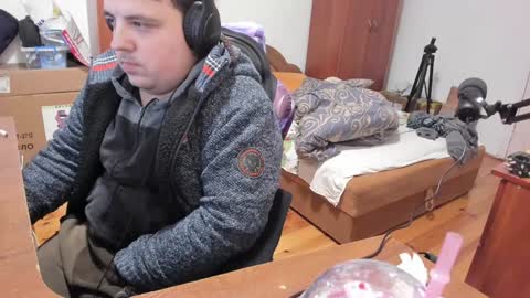 Snapshot of saboda chatting on 12-13-24, 07:32 1141323 my Lord Mister Max moms treasure online show from 12-13-24, 07:32