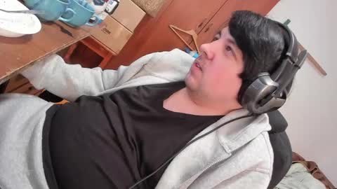 1141323  my Lord Mister Max   moms treasure online show from 03-28-26, 06:02