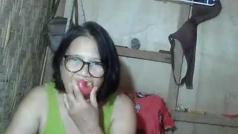 Snapshot of sabrina069 chatting on 06-28-26, 06:14 sabrina069 online show from 06-28-26, 06:14