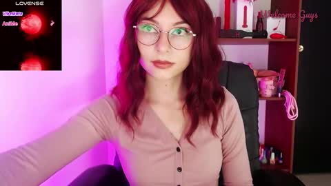 Snapshot of sabrina709 chatting on 12-14-25, 08:24 Sabrina online show from 12-14-25, 08:24