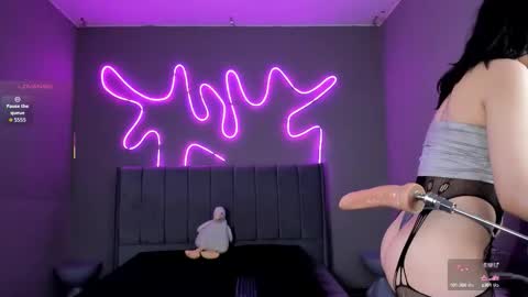 Snapshot of sabrina_bloom_ chatting on 10-15-25, 02:06 sabri online show from 10-15-25, 02:06