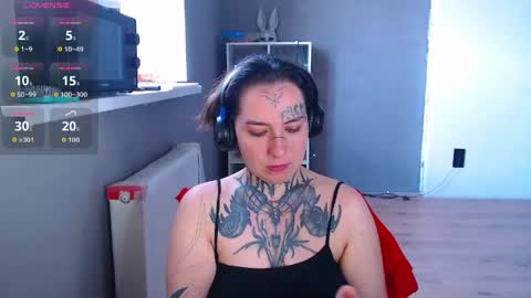 Snapshot of sabrina_raiders_666 chatting on 05-05-26, 12:46 Lilith Solar online show from 05-05-26, 12:46
