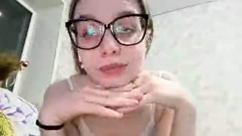 Sabrina online show from 04-28-26, 07:08