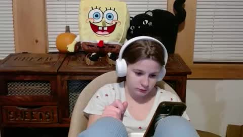 Snapshot of sabrinalexington chatting on 10-27-25, 10:36 Sabrina online show from 10-27-25, 10:36