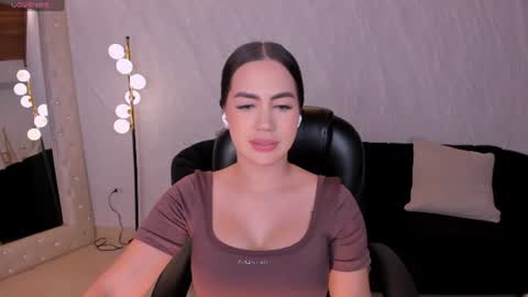 Snapshot of sabrinamontclair chatting on 07-06-26, 08:22 Sabrina M online show from 07-06-26, 08:22