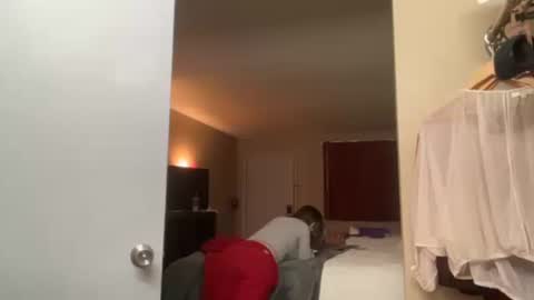 Snapshot of sabrinap91 chatting on 12-27-24, 12:07 IM BACK BITCHES Wheres my group of SEXY SLUTS online show from 12-27-24, 12:07