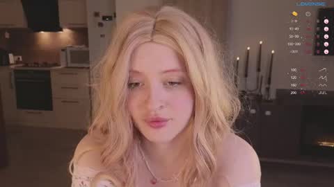 Snapshot of sabrinarider chatting on 04-16-26, 07:36 Hello im Sabrina online show from 04-16-26, 07:36