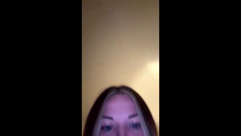 Snapshot of sabrinasexy6969 chatting on 06-06-26, 02:38 sabrinasexy6969 online show from 06-06-26, 02:38