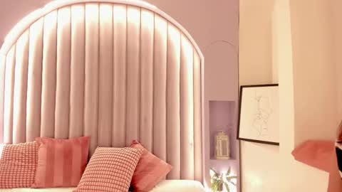 S A B R I N A  online show from 11-09-25, 11:41