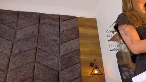 S A B R I N A  online show from 11-22-25, 11:31