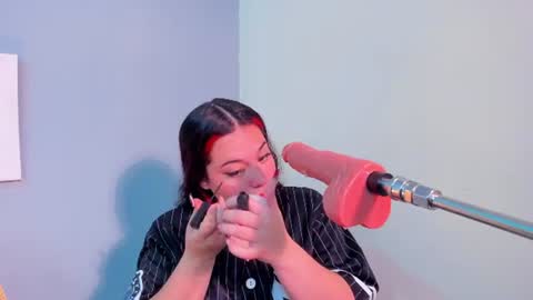 sabrinna  online show from 06-13-26, 07:56