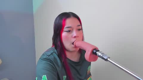 sabrinna  online show from 06-30-26, 07:26