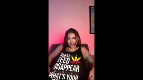 Snapshot of sabrinna_voss chatting on 03-15-26, 01:44 sabrinna online show from 03-15-26, 01:44