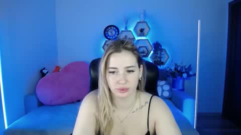 Sabrina Violet online show from 11-29-25, 09:12