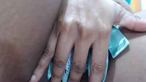 Snapshot of sacha_macgregor chatting on 10-29-25, 12:02 Sacha Macgregor online show from 10-29-25, 12:02