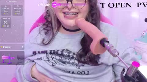 Snapshot of sachi_meow chatting on 03-14-26, 02:33 Ig online show from 03-14-26, 02:33