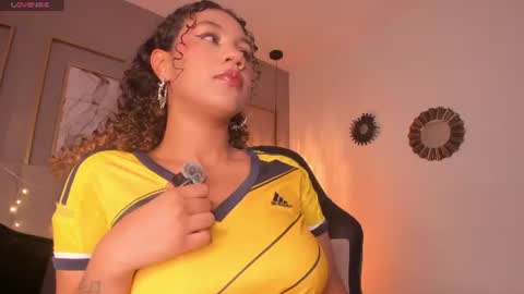 Sophie online show from 06-28-26, 03:45