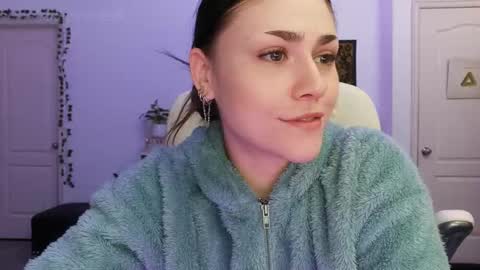 Sadie Renee  online show from 11-22-25, 01:37