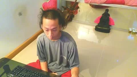 Snapshot of sadzboysoul chatting on 06-25-26, 01:38 xxSeXSouLxx online show from 06-25-26, 01:38
