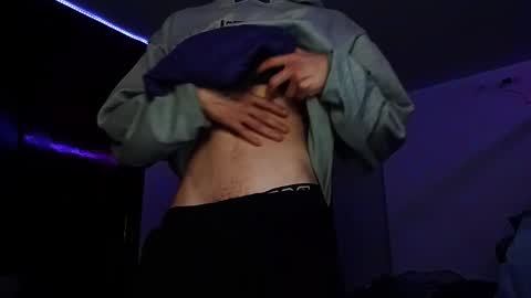 Snapshot of saemzam chatting on 01-24-25, 07:08 saemzam online show from 01-24-25, 07:08