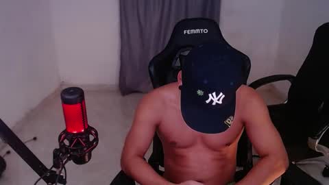 saenz_hotx online show from 02-11-25, 06:08