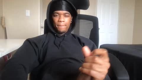 Saeonyx online show from 10-28-25, 03:58