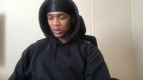 Snapshot of saeonyx chatting on 11-04-25, 04:17 Saeonyx online show from 11-04-25, 04:17