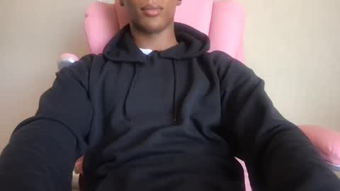 Snapshot of saeonyx chatting on 03-13-26, 06:03 Saeonyx online show from 03-13-26, 06:03