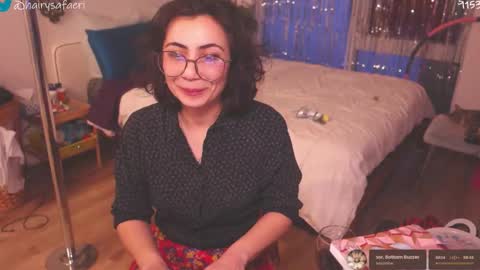 Snapshot of safaeri chatting on 02-11-26, 10:37 Safa online show from 02-11-26, 10:37